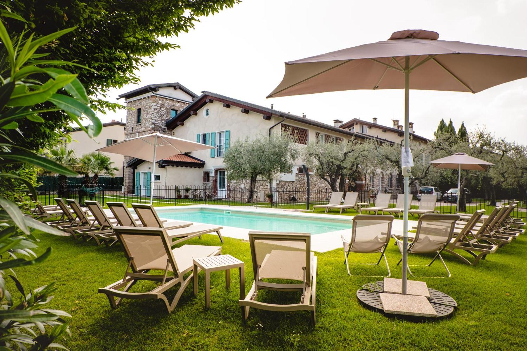 Villa Colli Storici Ντεζεντσάνο ντελ Γκάρντα Εξωτερικό φωτογραφία