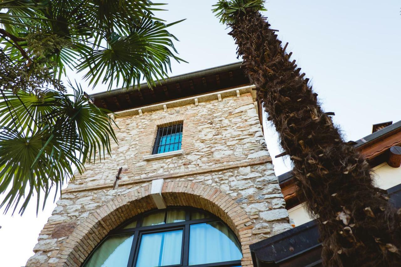 Villa Colli Storici Ντεζεντσάνο ντελ Γκάρντα Εξωτερικό φωτογραφία