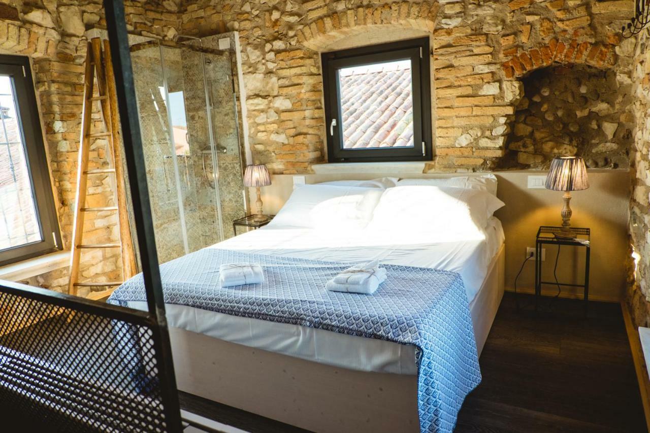 Villa Colli Storici Ντεζεντσάνο ντελ Γκάρντα Εξωτερικό φωτογραφία